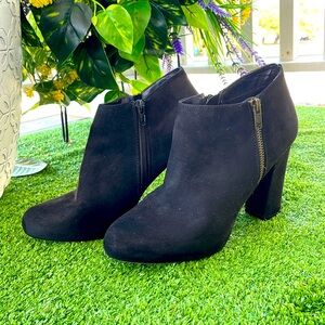 Black Suede Madden Girl Booties Size 8